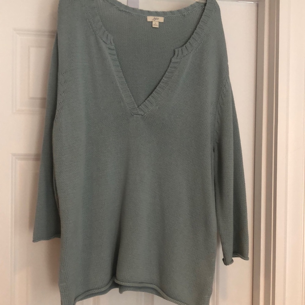 Women’s Light Weight sweater